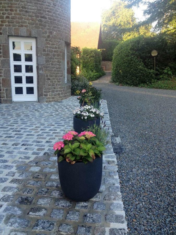 Manoir De La Porte Hotel Sainte-Pience Esterno foto