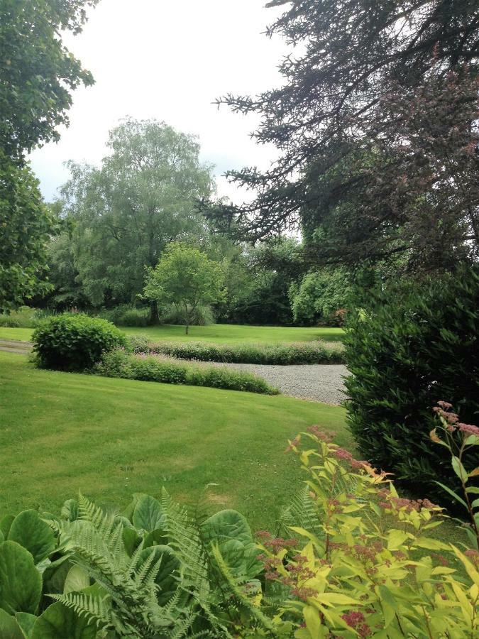 Manoir De La Porte Hotel Sainte-Pience Esterno foto