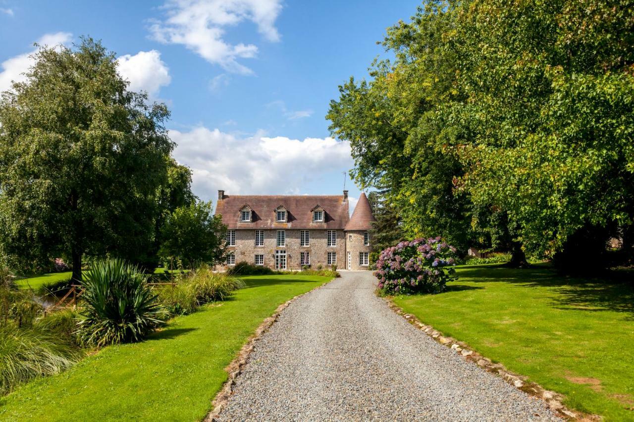 Manoir De La Porte Hotel Sainte-Pience Esterno foto