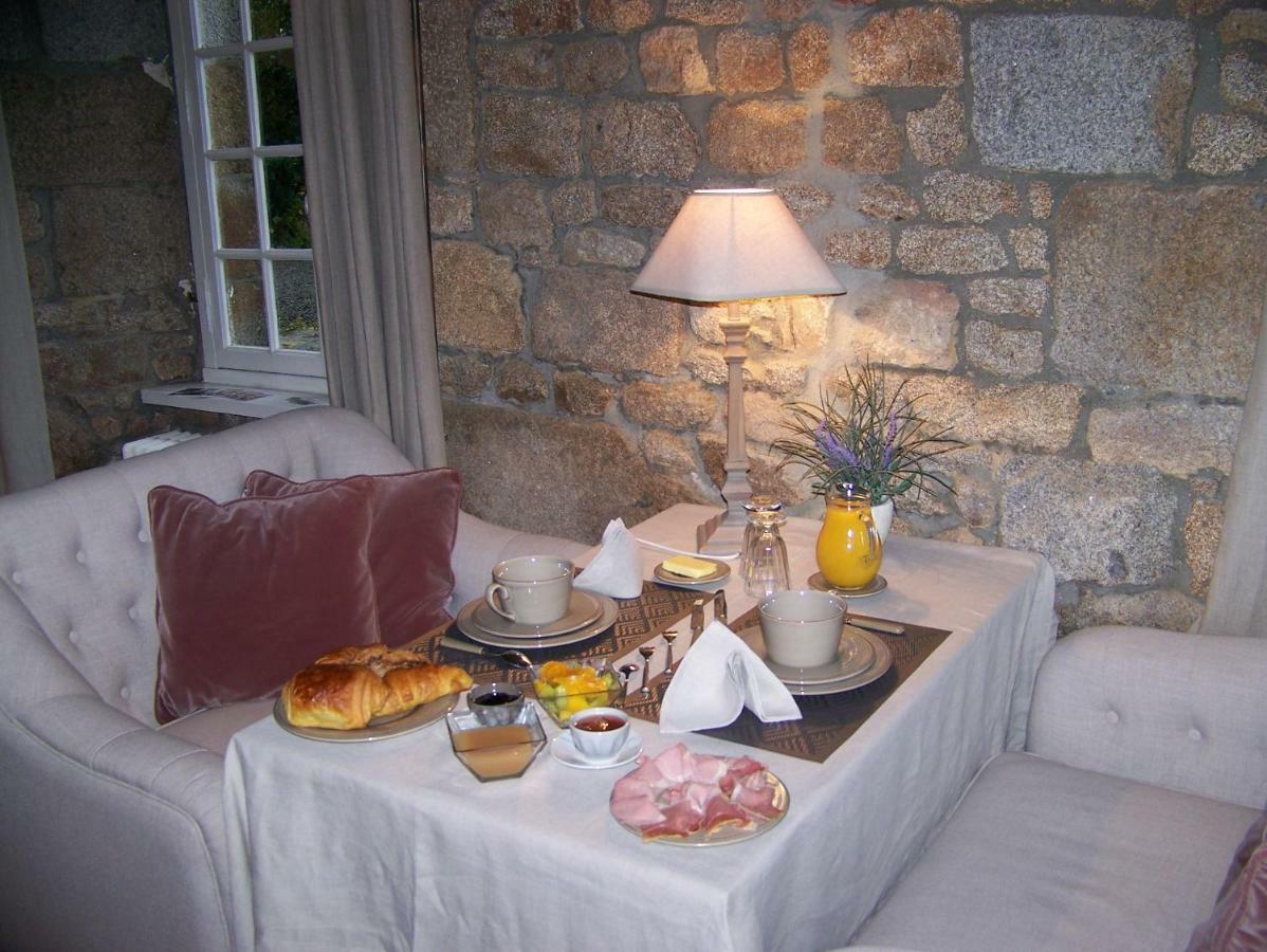 Manoir De La Porte Hotel Sainte-Pience Esterno foto